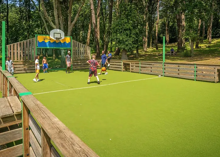 Camping La Baule Üdülőközpont *